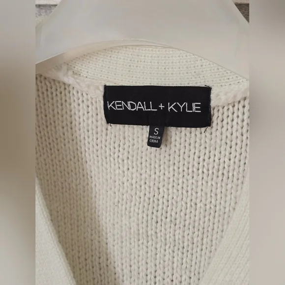 Kendall + Kylie Junior’ Cable Cardigan - Picture 3 of 6